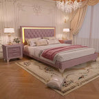 Letto imbottito con piattaforma Queen Size e due comodini
