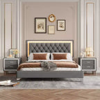 Letto imbottito con piattaforma Queen Size e due comodini