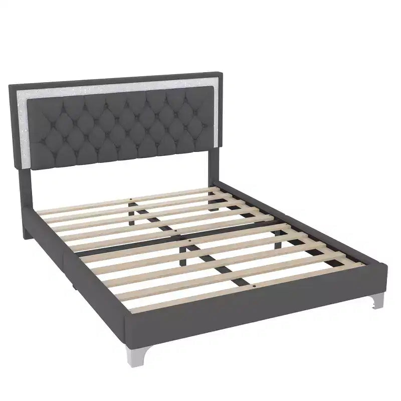 Letto imbottito con piattaforma Queen Size e due comodini