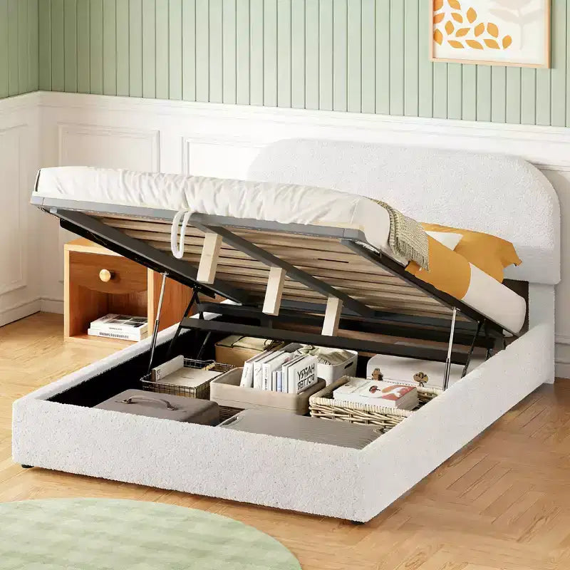Letto matrimoniale moderno imbottito con sistema idraulico di sollevamento per vano contenitore